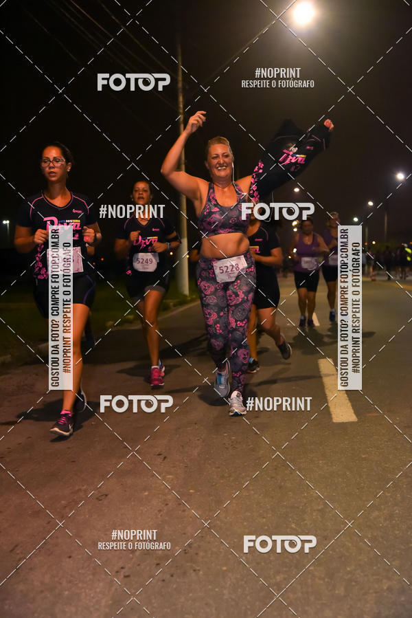 Buy your photos of the event3 CORRIDA DIVAS RUNNERS NIGHT EDITION on Fotop