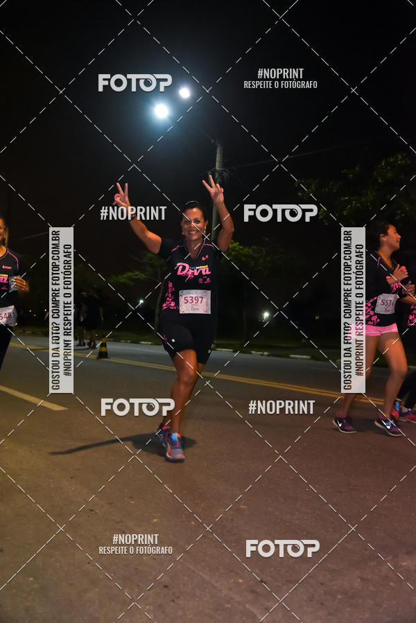 Buy your photos of the event3 CORRIDA DIVAS RUNNERS NIGHT EDITION on Fotop