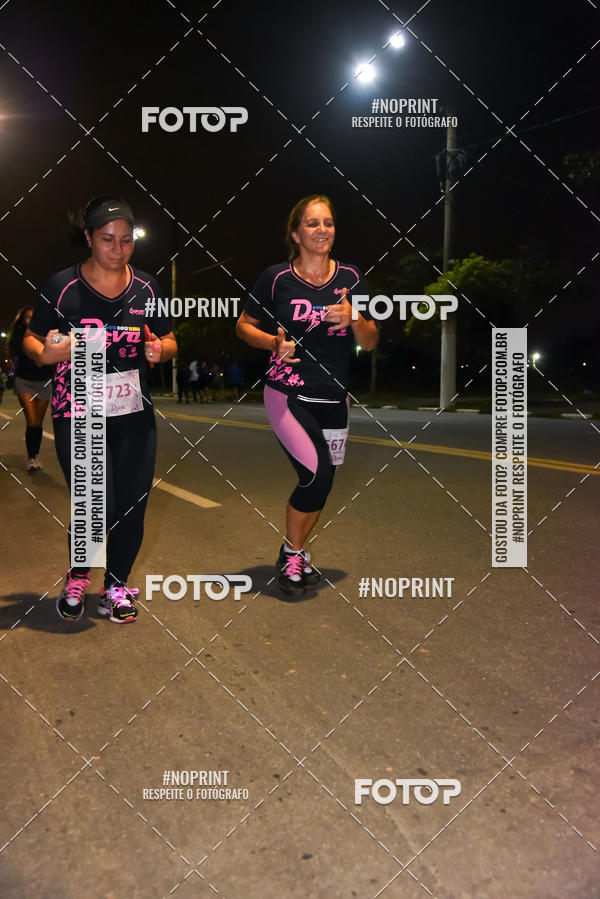 Buy your photos of the event3 CORRIDA DIVAS RUNNERS NIGHT EDITION on Fotop