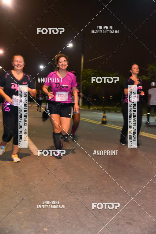 Buy your photos of the event3 CORRIDA DIVAS RUNNERS NIGHT EDITION on Fotop
