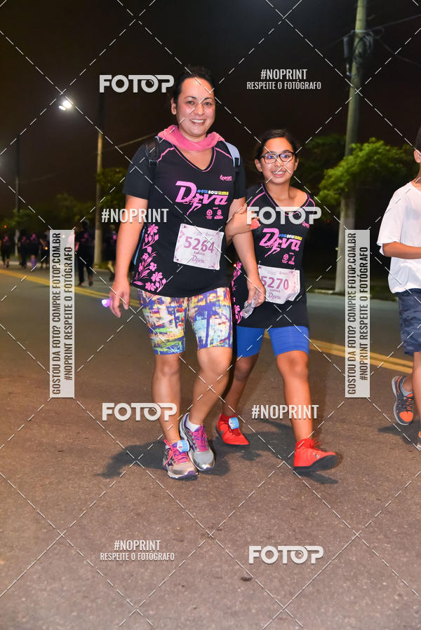 Buy your photos of the event3 CORRIDA DIVAS RUNNERS NIGHT EDITION on Fotop