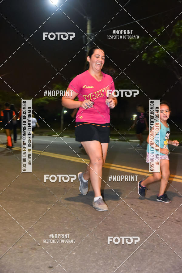 Buy your photos of the event3 CORRIDA DIVAS RUNNERS NIGHT EDITION on Fotop