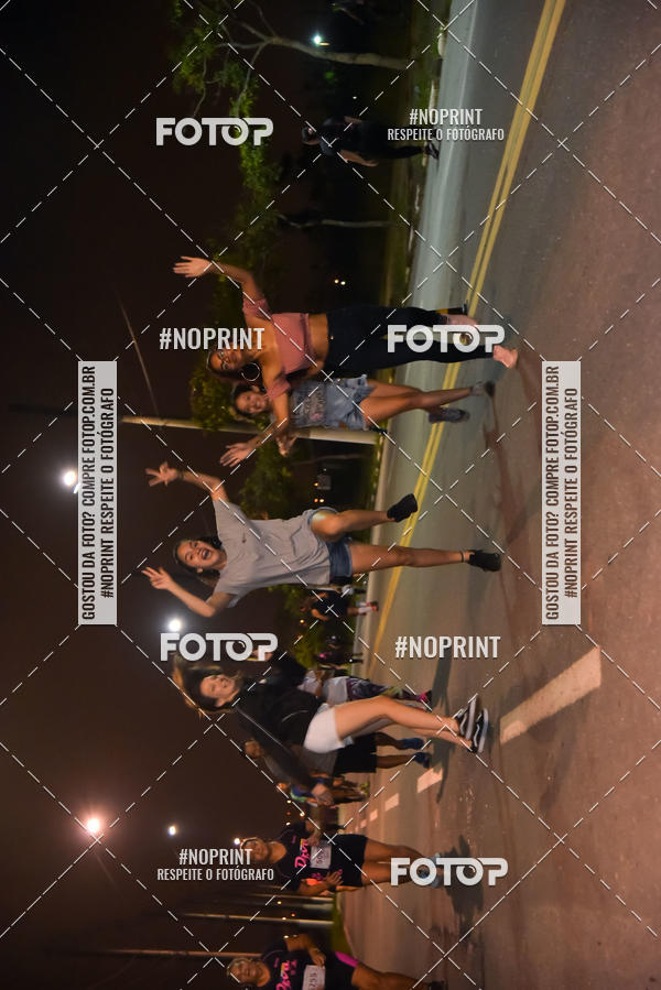 Buy your photos of the event3 CORRIDA DIVAS RUNNERS NIGHT EDITION on Fotop
