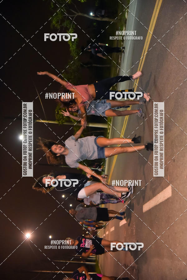 Buy your photos of the event3 CORRIDA DIVAS RUNNERS NIGHT EDITION on Fotop