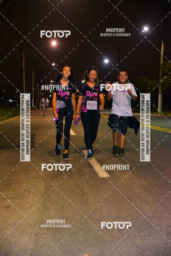Buy your photos of the event3 CORRIDA DIVAS RUNNERS NIGHT EDITION on Fotop