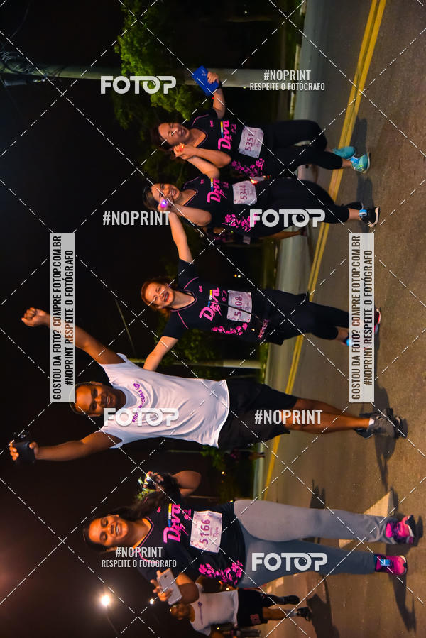Buy your photos of the event3 CORRIDA DIVAS RUNNERS NIGHT EDITION on Fotop
