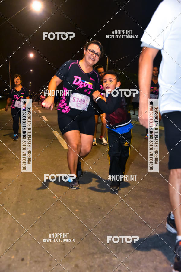 Buy your photos of the event3 CORRIDA DIVAS RUNNERS NIGHT EDITION on Fotop