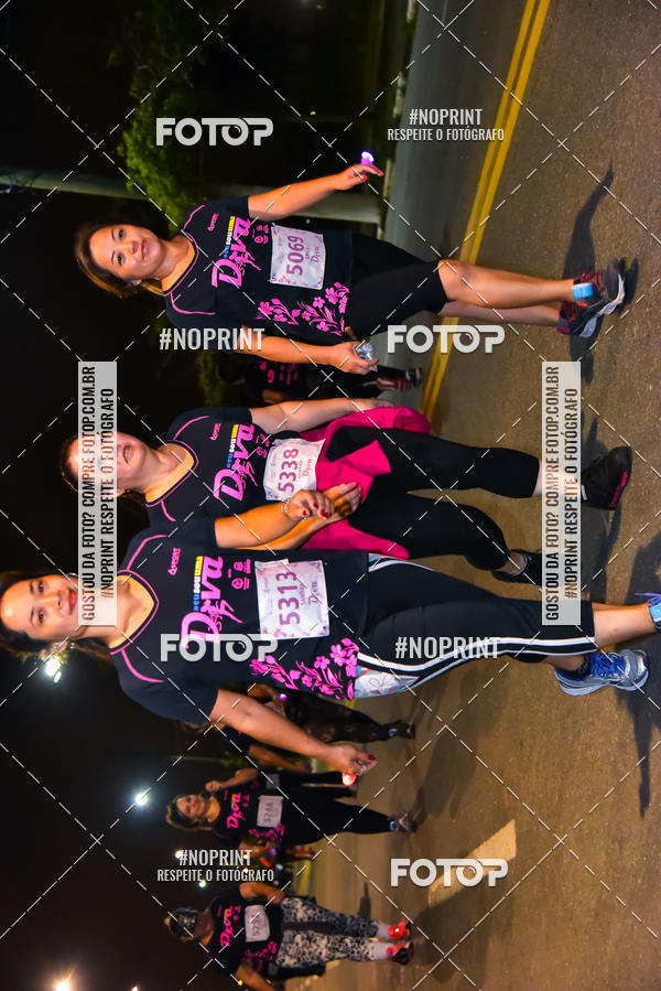 Buy your photos of the event3 CORRIDA DIVAS RUNNERS NIGHT EDITION on Fotop