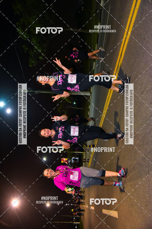 Buy your photos of the event3 CORRIDA DIVAS RUNNERS NIGHT EDITION on Fotop