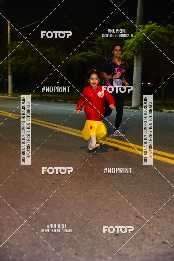 Buy your photos of the event3 CORRIDA DIVAS RUNNERS NIGHT EDITION on Fotop