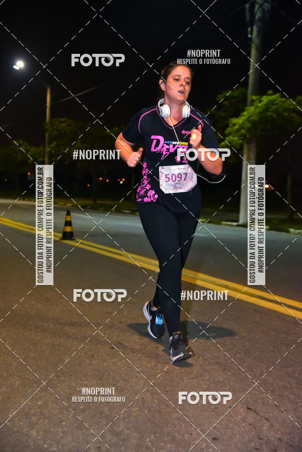 Buy your photos of the event3 CORRIDA DIVAS RUNNERS NIGHT EDITION on Fotop