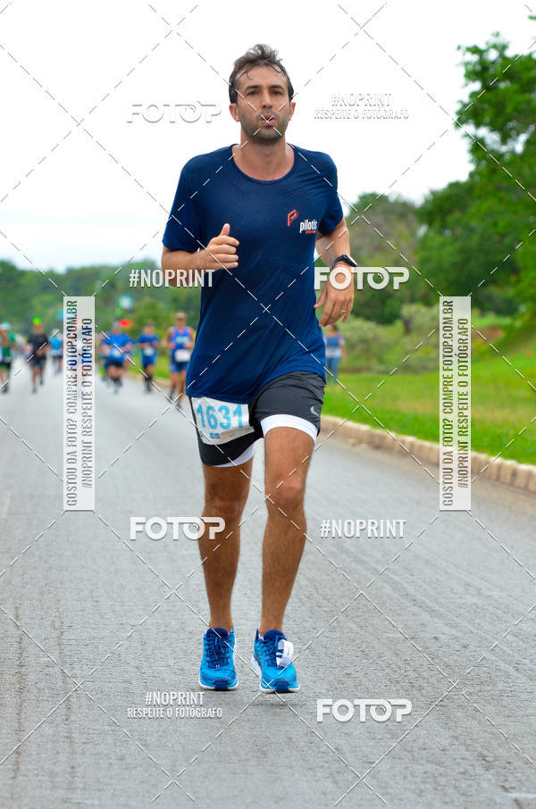 Buy your photos of the eventMeia Maratona das Pontes 2019 on Fotop