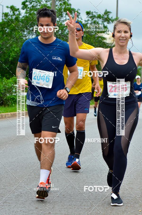 Buy your photos of the eventMeia Maratona das Pontes 2019 on Fotop