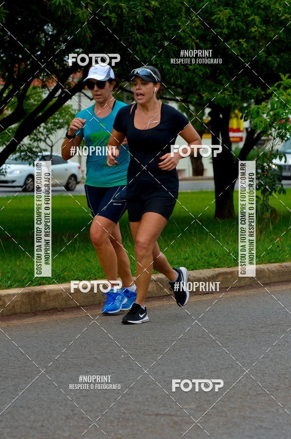 Buy your photos of the eventMeia Maratona das Pontes 2019 on Fotop