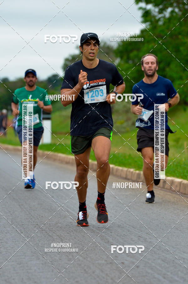 Buy your photos of the eventMeia Maratona das Pontes 2019 on Fotop