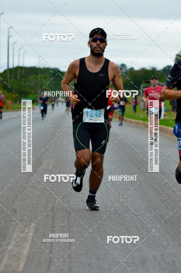 Buy your photos of the eventMeia Maratona das Pontes 2019 on Fotop