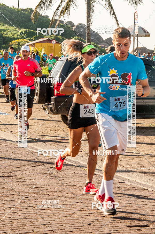 Buy your photos of the eventCORRIDA 487 ANOS DE ITAMHAEM,MORRO DE PARANAMBUCO on Fotop
