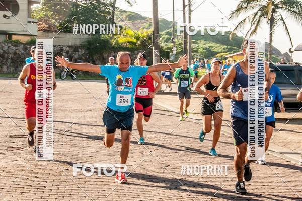 Buy your photos of the eventCORRIDA 487 ANOS DE ITAMHAEM,MORRO DE PARANAMBUCO on Fotop