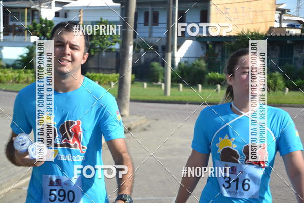 Buy your photos of the eventCORRIDA 487 ANOS DE ITAMHAEM,MORRO DE PARANAMBUCO on Fotop