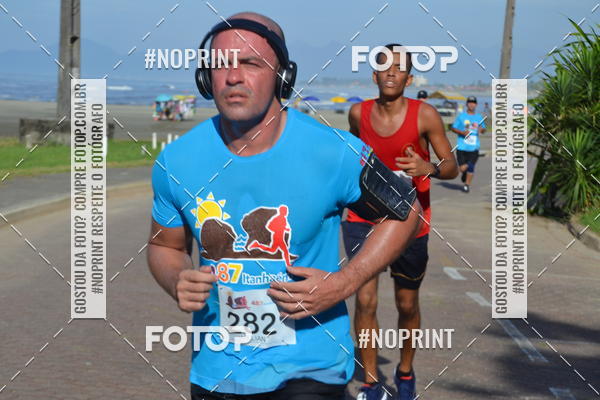 Buy your photos of the eventCORRIDA 487 ANOS DE ITAMHAEM,MORRO DE PARANAMBUCO on Fotop