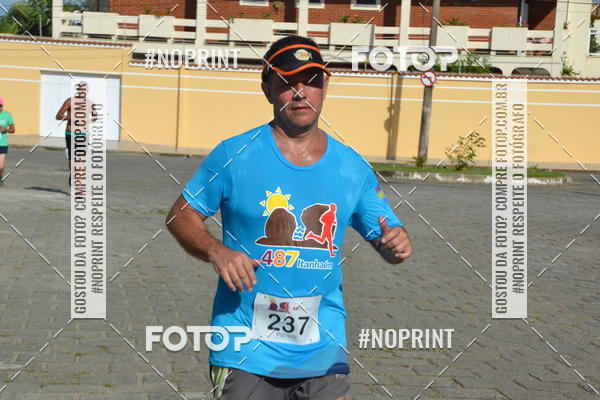 Buy your photos of the eventCORRIDA 487 ANOS DE ITAMHAEM,MORRO DE PARANAMBUCO on Fotop