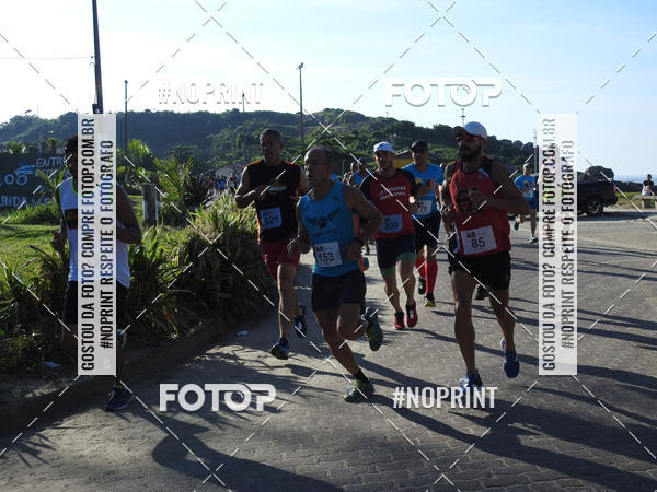 Buy your photos of the eventCORRIDA 487 ANOS DE ITAMHAEM,MORRO DE PARANAMBUCO on Fotop