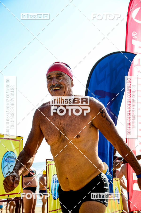 Buy your photos of the eventCircuito Triple Crown de Nata��o -  Etapa Barra Velha -  4k 2k 600m e 200m/Kids on Fotop