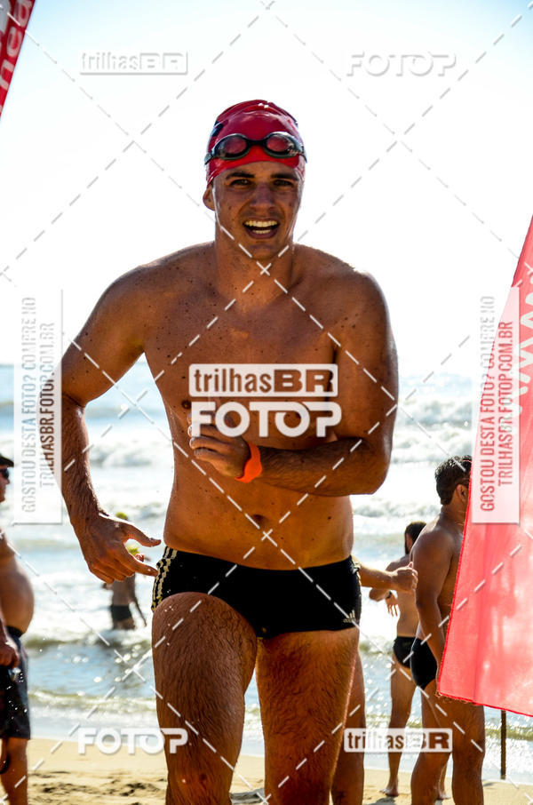 Buy your photos of the eventCircuito Triple Crown de Nata��o -  Etapa Barra Velha -  4k 2k 600m e 200m/Kids on Fotop