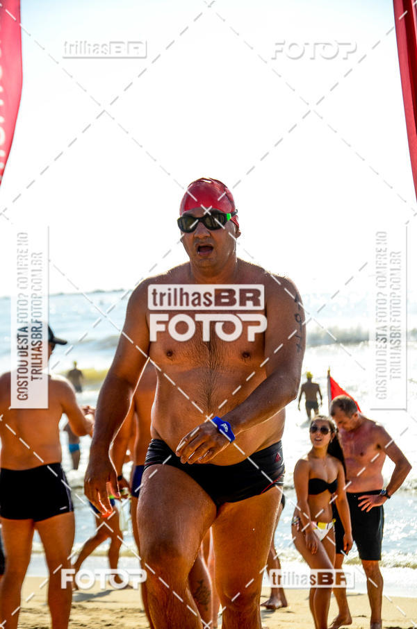 Buy your photos of the eventCircuito Triple Crown de Nata��o -  Etapa Barra Velha -  4k 2k 600m e 200m/Kids on Fotop