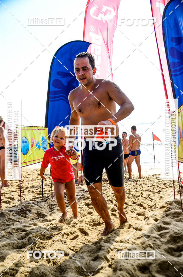 Buy your photos of the eventCircuito Triple Crown de Nata��o -  Etapa Barra Velha -  4k 2k 600m e 200m/Kids on Fotop