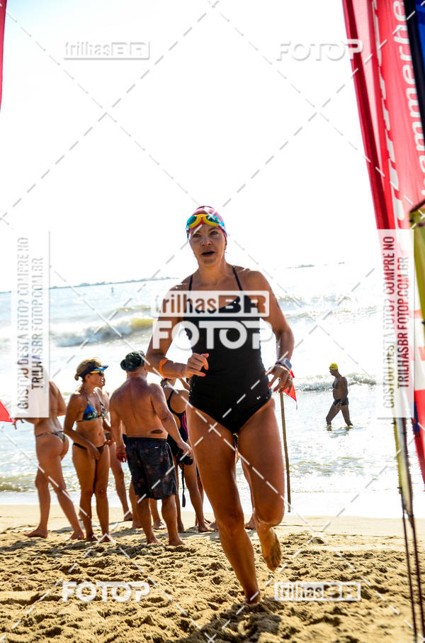 Buy your photos of the eventCircuito Triple Crown de Nata��o -  Etapa Barra Velha -  4k 2k 600m e 200m/Kids on Fotop