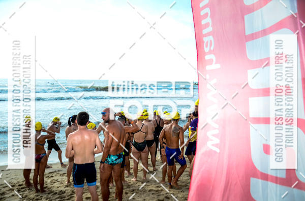 Buy your photos of the eventCircuito Triple Crown de Nata��o -  Etapa Barra Velha -  4k 2k 600m e 200m/Kids on Fotop