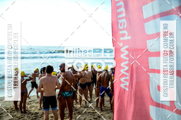 Buy your photos of the eventCircuito Triple Crown de Nata��o -  Etapa Barra Velha -  4k 2k 600m e 200m/Kids on Fotop