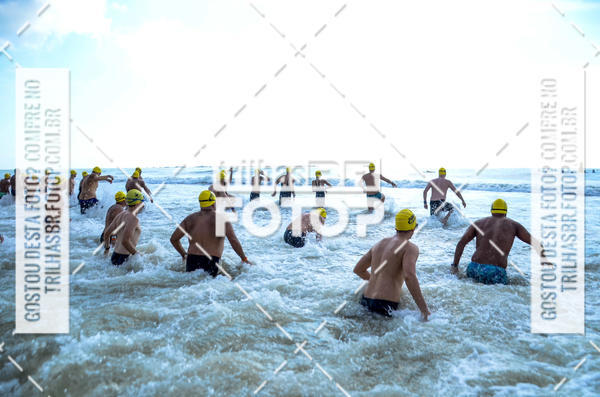 Buy your photos of the eventCircuito Triple Crown de Nata��o -  Etapa Barra Velha -  4k 2k 600m e 200m/Kids on Fotop