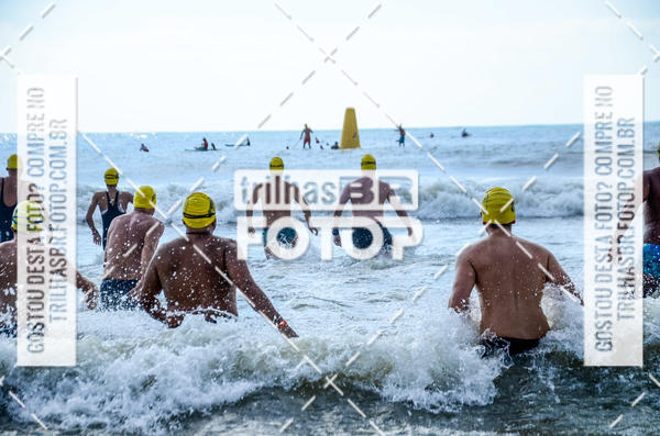 Buy your photos of the eventCircuito Triple Crown de Nata��o -  Etapa Barra Velha -  4k 2k 600m e 200m/Kids on Fotop