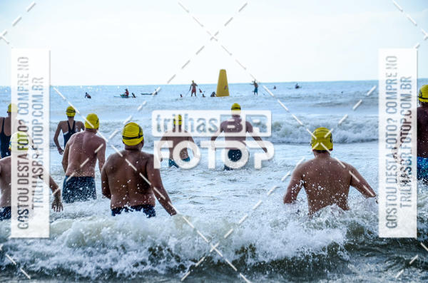 Buy your photos of the eventCircuito Triple Crown de Nata��o -  Etapa Barra Velha -  4k 2k 600m e 200m/Kids on Fotop