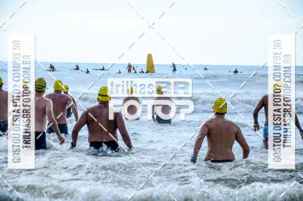 Buy your photos of the eventCircuito Triple Crown de Nata��o -  Etapa Barra Velha -  4k 2k 600m e 200m/Kids on Fotop