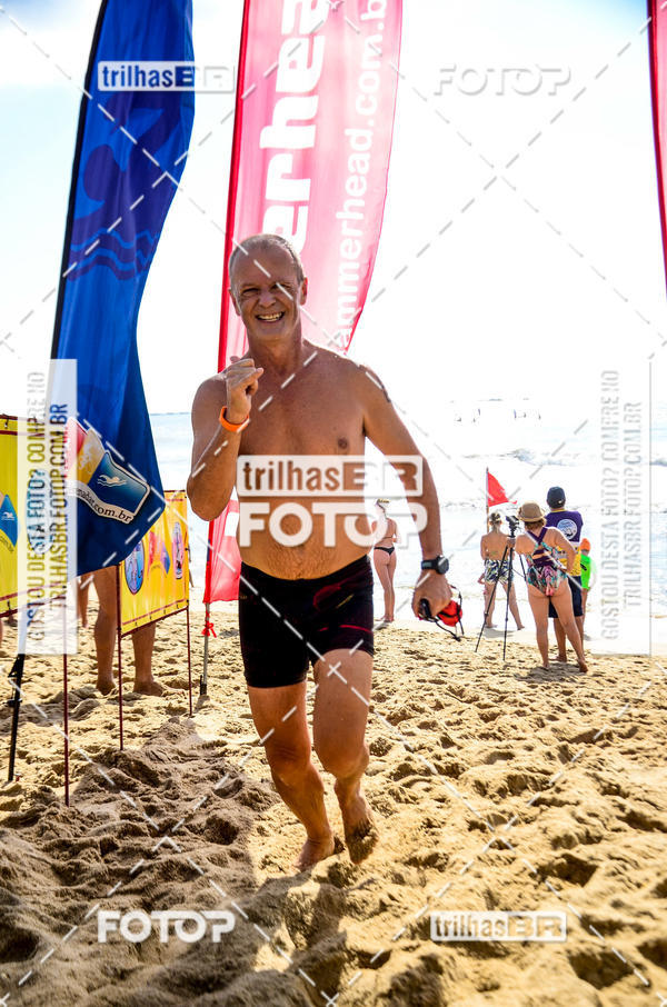 Buy your photos of the eventCircuito Triple Crown de Nata��o -  Etapa Barra Velha -  4k 2k 600m e 200m/Kids on Fotop