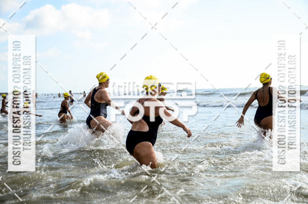 Buy your photos of the eventCircuito Triple Crown de Nata��o -  Etapa Barra Velha -  4k 2k 600m e 200m/Kids on Fotop