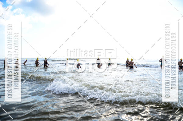 Buy your photos of the eventCircuito Triple Crown de Nata��o -  Etapa Barra Velha -  4k 2k 600m e 200m/Kids on Fotop