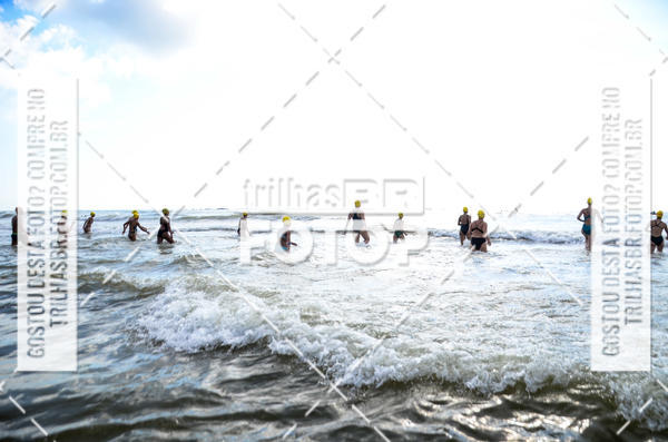 Buy your photos of the eventCircuito Triple Crown de Nata��o -  Etapa Barra Velha -  4k 2k 600m e 200m/Kids on Fotop