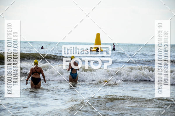 Buy your photos of the eventCircuito Triple Crown de Nata��o -  Etapa Barra Velha -  4k 2k 600m e 200m/Kids on Fotop