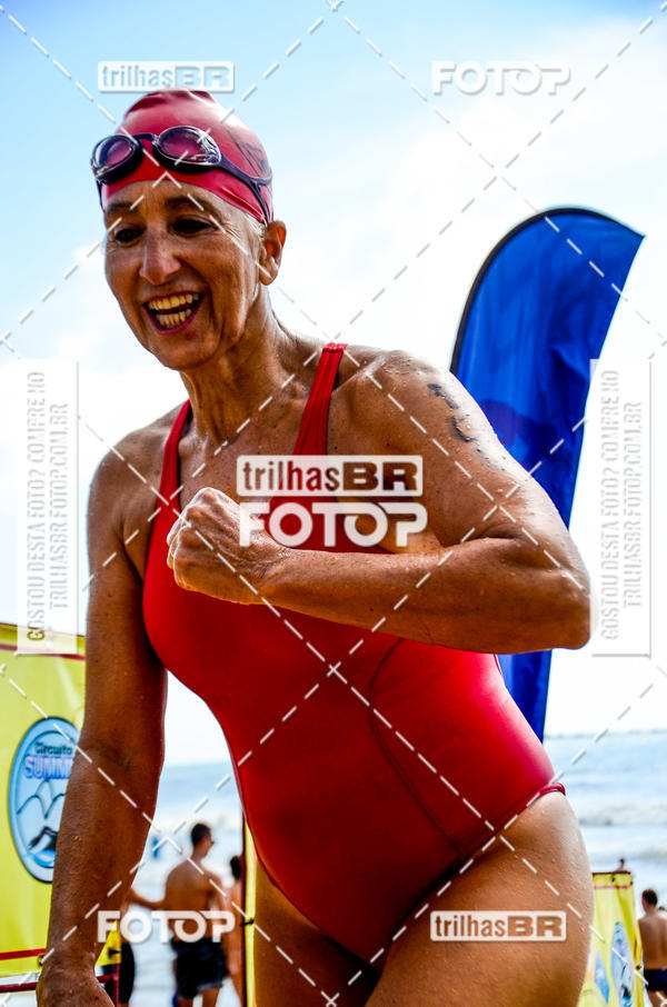 Buy your photos of the eventCircuito Triple Crown de Nata��o -  Etapa Barra Velha -  4k 2k 600m e 200m/Kids on Fotop