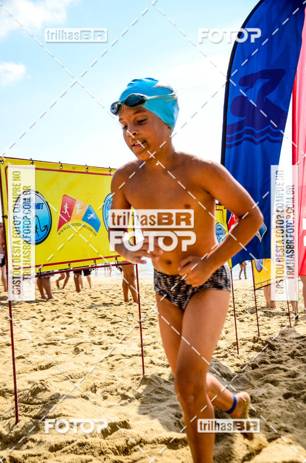 Buy your photos of the eventCircuito Triple Crown de Nata��o -  Etapa Barra Velha -  4k 2k 600m e 200m/Kids on Fotop