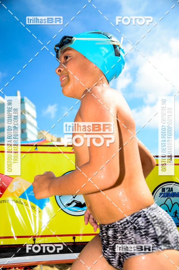 Buy your photos of the eventCircuito Triple Crown de Nata��o -  Etapa Barra Velha -  4k 2k 600m e 200m/Kids on Fotop