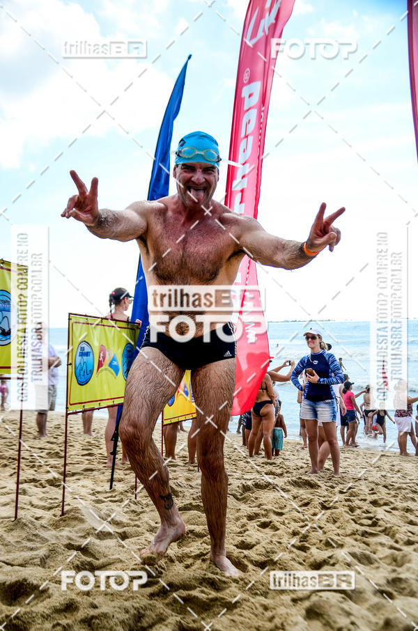 Buy your photos of the eventCircuito Triple Crown de Nata��o -  Etapa Barra Velha -  4k 2k 600m e 200m/Kids on Fotop