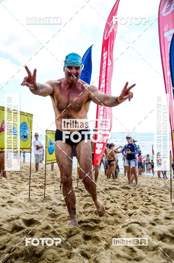 Buy your photos of the eventCircuito Triple Crown de Nata��o -  Etapa Barra Velha -  4k 2k 600m e 200m/Kids on Fotop