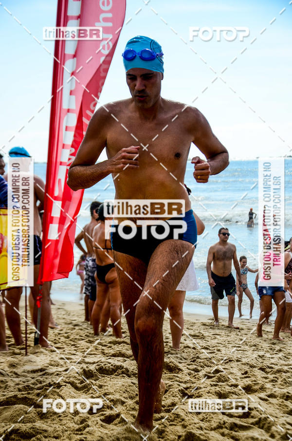 Buy your photos of the eventCircuito Triple Crown de Nata��o -  Etapa Barra Velha -  4k 2k 600m e 200m/Kids on Fotop