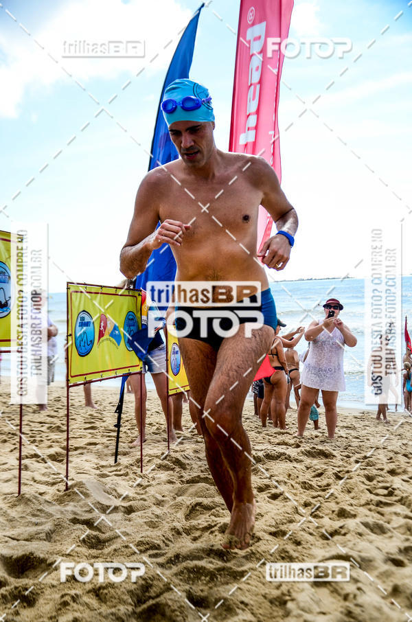 Buy your photos of the eventCircuito Triple Crown de Nata��o -  Etapa Barra Velha -  4k 2k 600m e 200m/Kids on Fotop