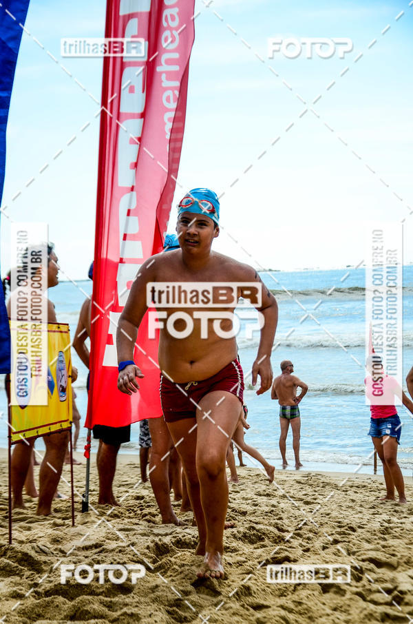 Buy your photos of the eventCircuito Triple Crown de Nata��o -  Etapa Barra Velha -  4k 2k 600m e 200m/Kids on Fotop